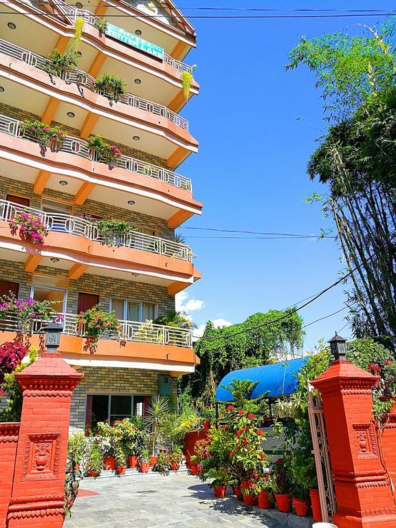 Hotel Center Lake Pokhara Exterior photo
